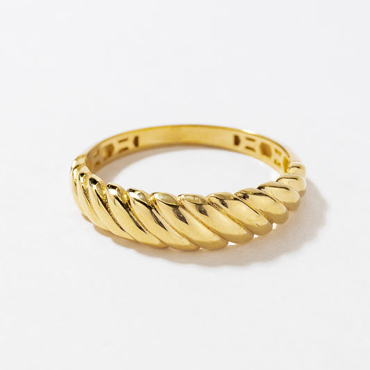 Baguette Ring in 10K Yellow Gold