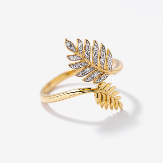 Diamond Cluster Leaf Ring in 10K Yellow Gold (0.07 ct tw)