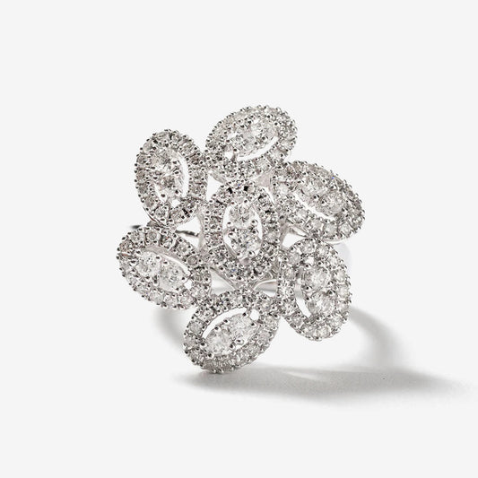 Diamond Cluster Ring in 10K White Gold (1.25 ct tw)