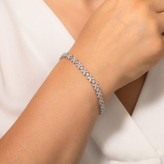 Diamond Petal Bracelet in 10K White Gold (3.00 ct tw)