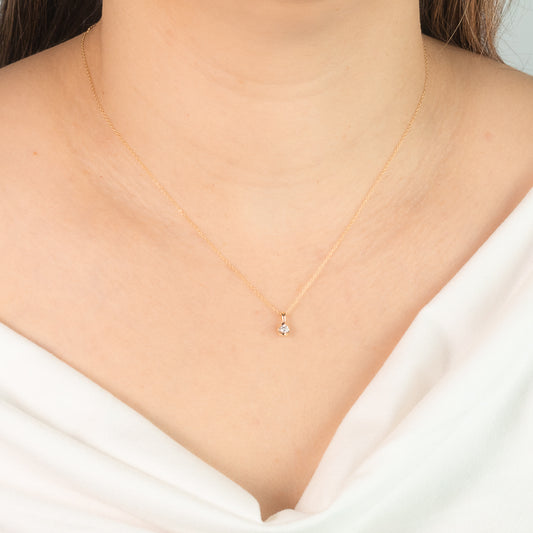 Tension Set Canadian Diamond Solitaire Necklace in 14K Yellow Gold (0.10ct tw)