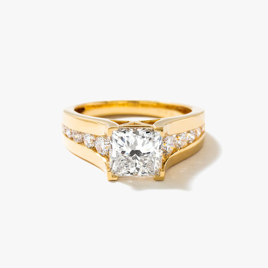 Lab Grown Princess Cut Diamond Engagement Ring in 14K Yellow Gold  (2.60 ct tw)