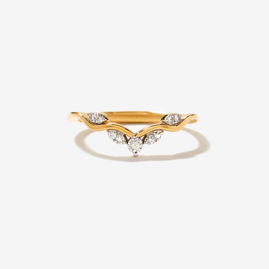 Diamond Cluster Ring in 10K Yellow Gold (0.07 ct tw)