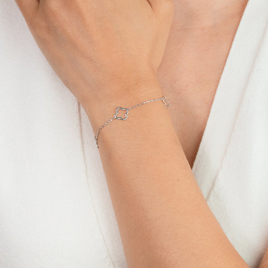 Open Flower Bracelet in 10K White Gold