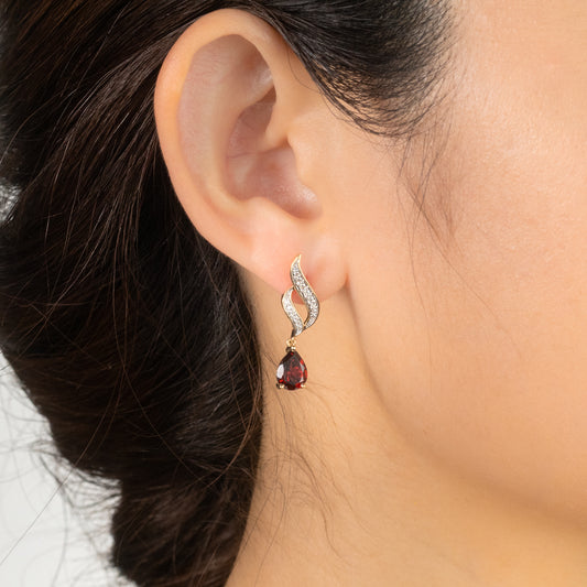 Garnet Earrings in 10K Yellow Gold