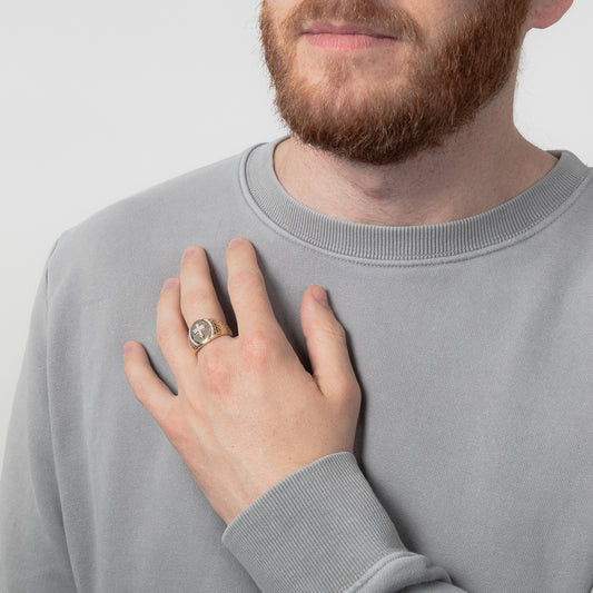 Men's Diamond Cross Ring in 10K Yellow Gold (0.16 ct tw)