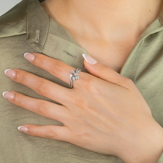 Lab Grown Diamond Cluster Ring in 10K White Gold (1.00 ct tw)