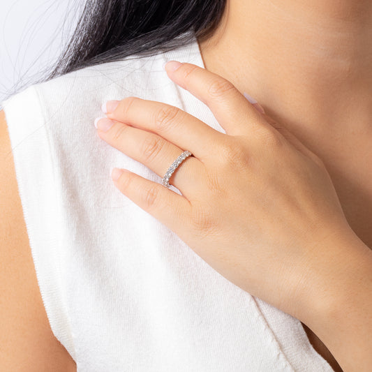 Diamond Anniversary Ring in 14K White Gold (1.00 ct tw)